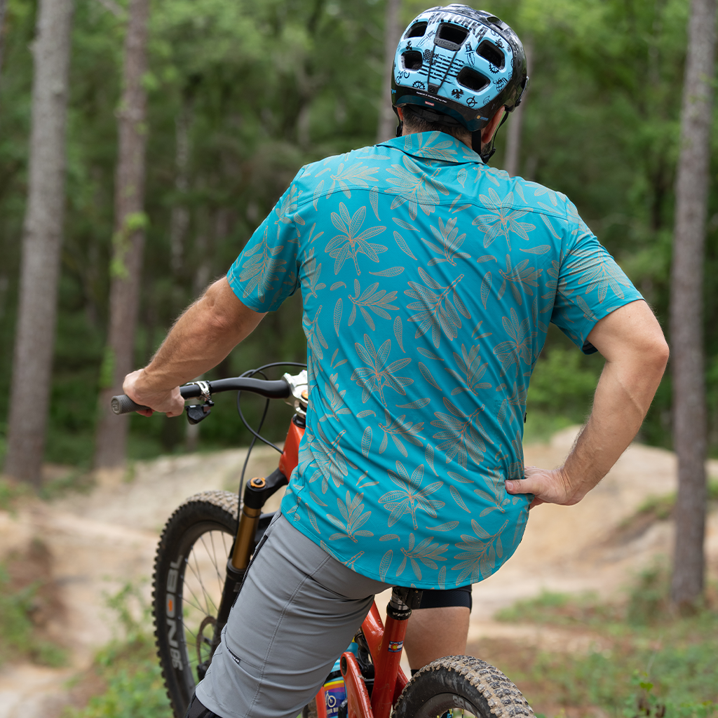 Men's Catalyst Mountain Bike Button-Down Shirt in Dropical Oil