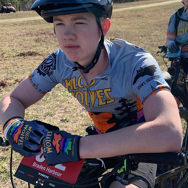 Premium Custom MTB Jerseys Gloves and Mountain Bike Apparel