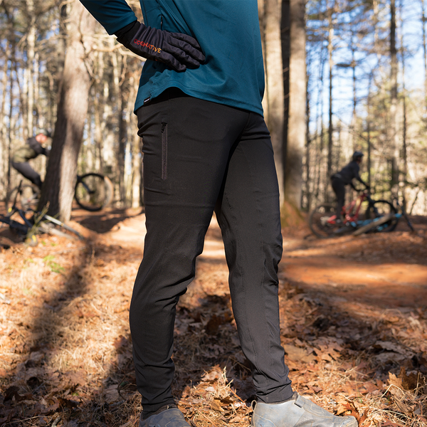 Schat Schiereiland gevogelte Black Mountain Bike Pants for Men | Trail-Ready | Lightweight & Durable -  Cognative MTB®